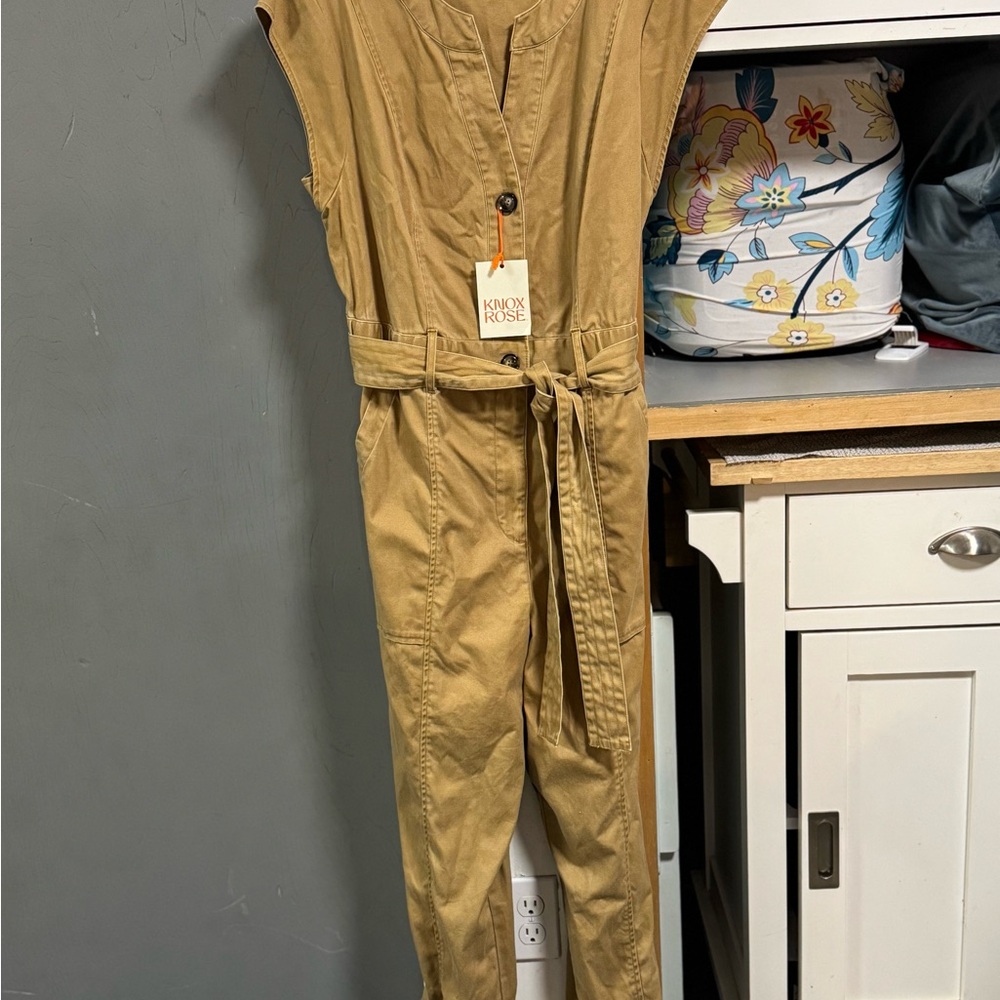 Knox Rose Tan Sleeveless Jumpsuit in women’s size large - Picture 2 of 4